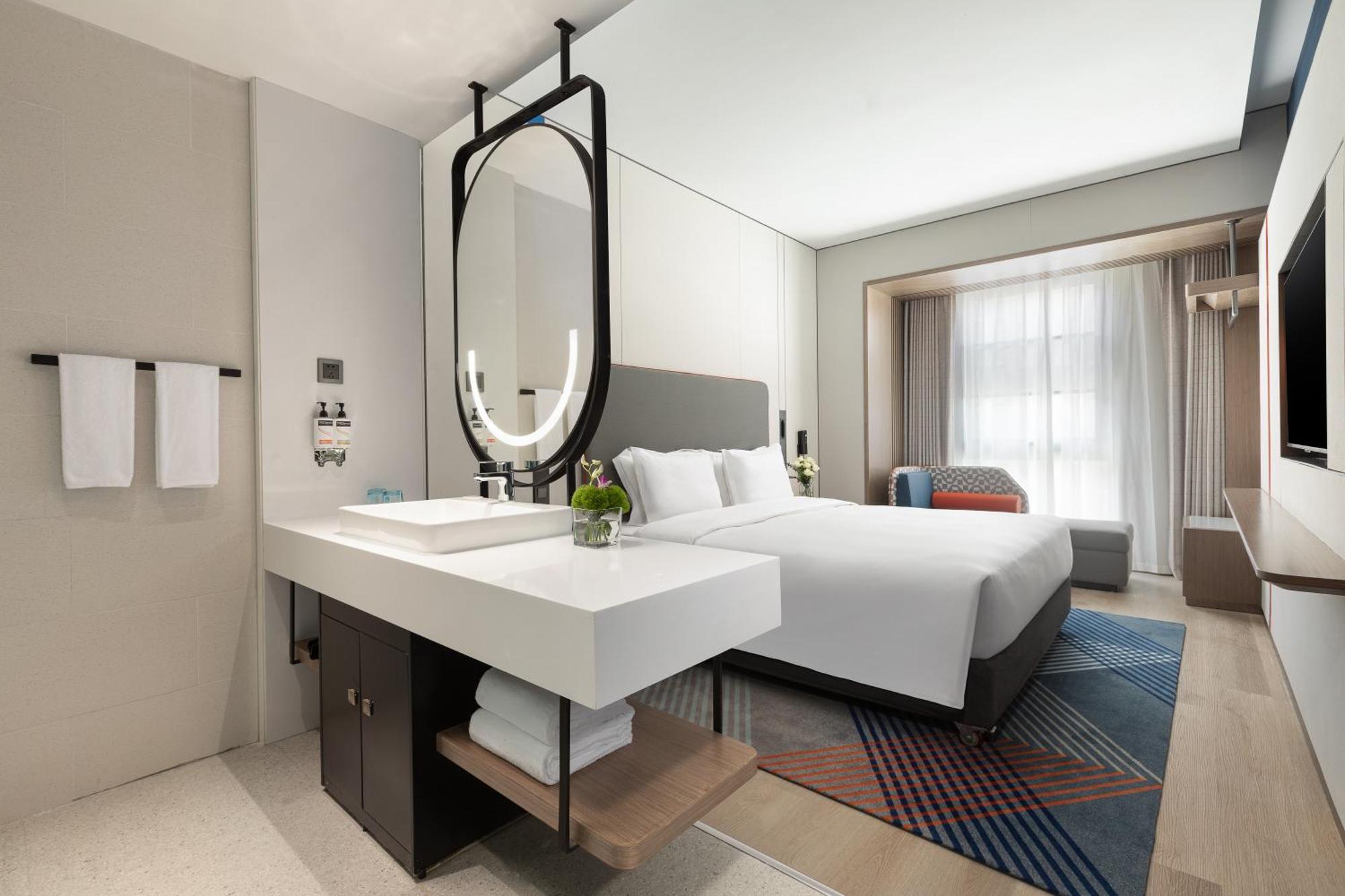 Holiday Inn Express Changfeng Park 上海 外观 照片