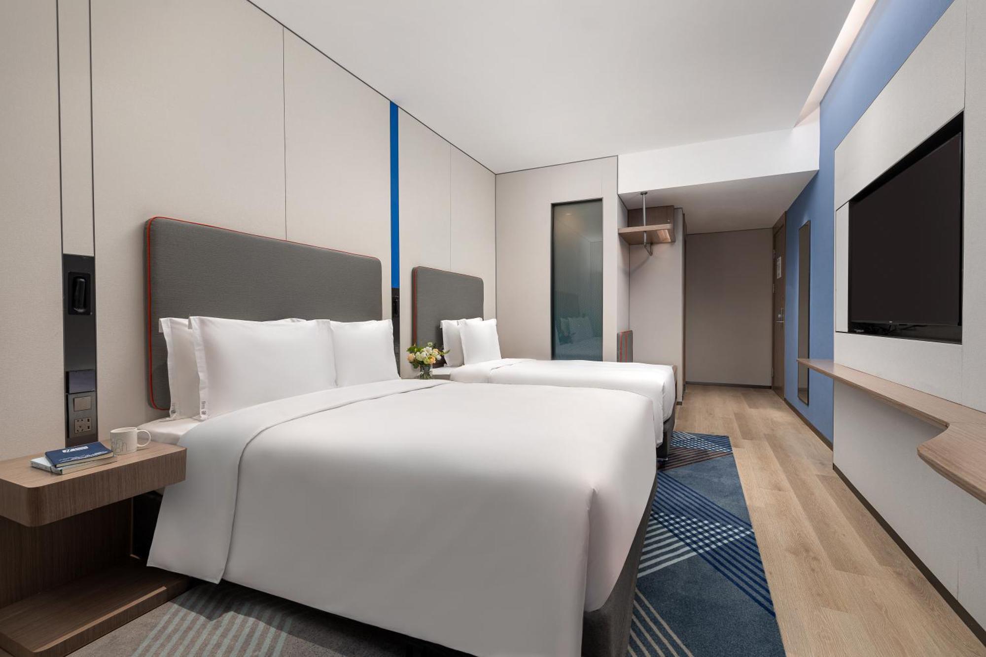 Holiday Inn Express Changfeng Park 上海 外观 照片