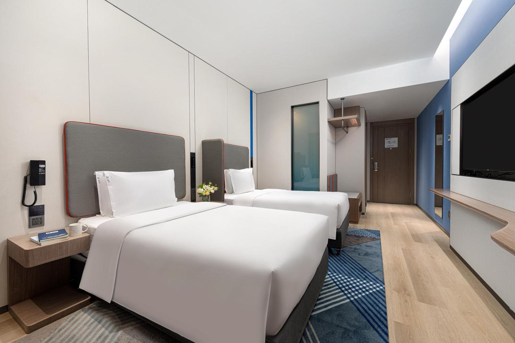 Holiday Inn Express Changfeng Park 上海 外观 照片