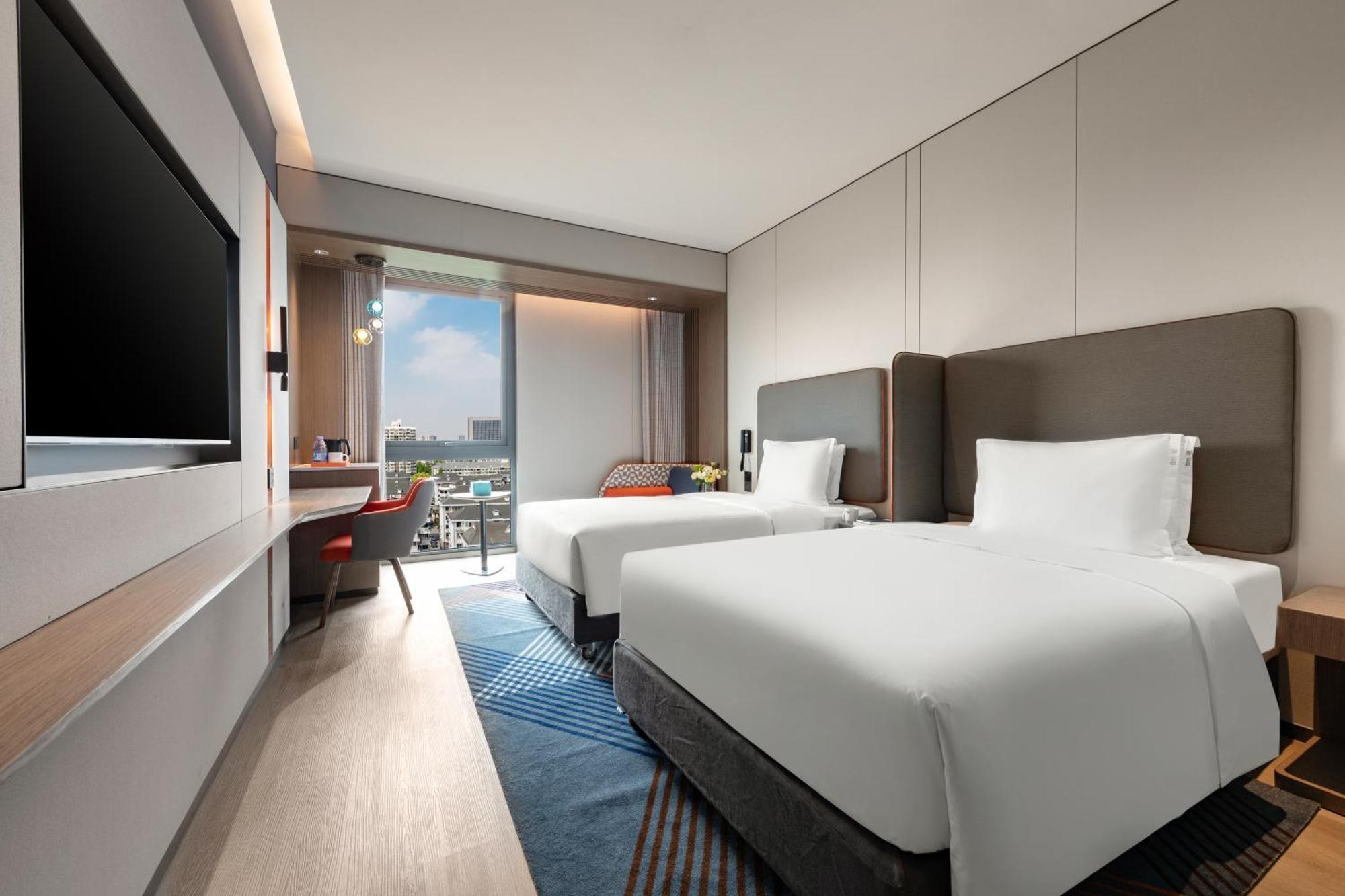 Holiday Inn Express Changfeng Park 上海 外观 照片